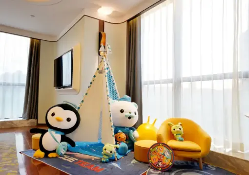 豪华家庭友好型客房 - 城市景观